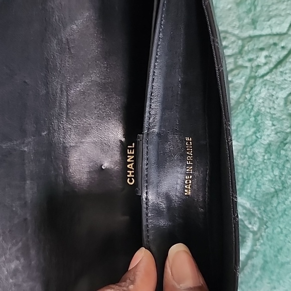 Authentic Chanel Quilted Wallet - Picture 6 of 12